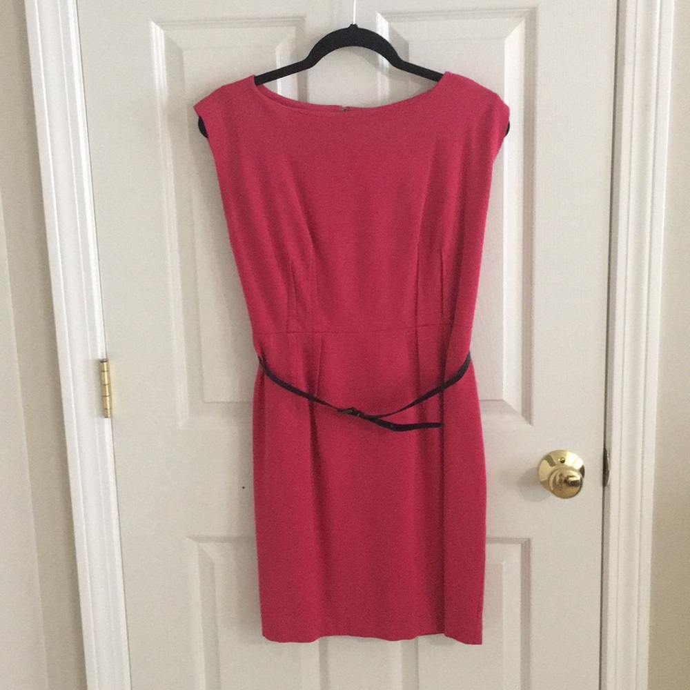 ❤️ Loft bright pink shift dress with belt ❤️